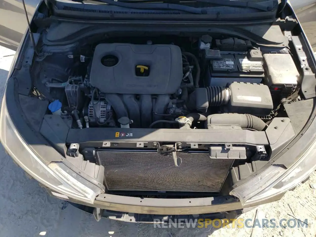 11 Photograph of a damaged car 5NPD84LF2KH405588 HYUNDAI ELANTRA 2019