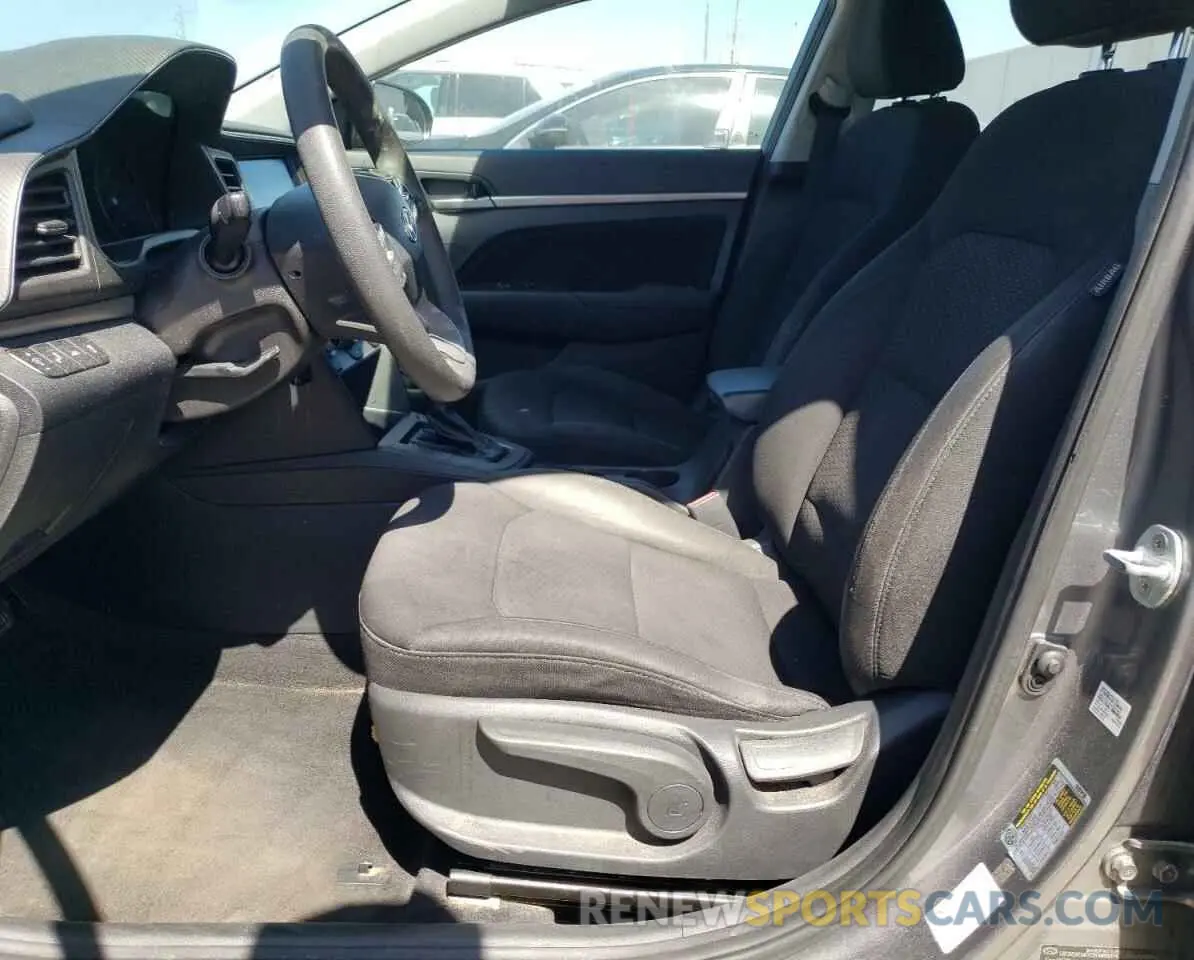 7 Photograph of a damaged car 5NPD84LF2KH405588 HYUNDAI ELANTRA 2019