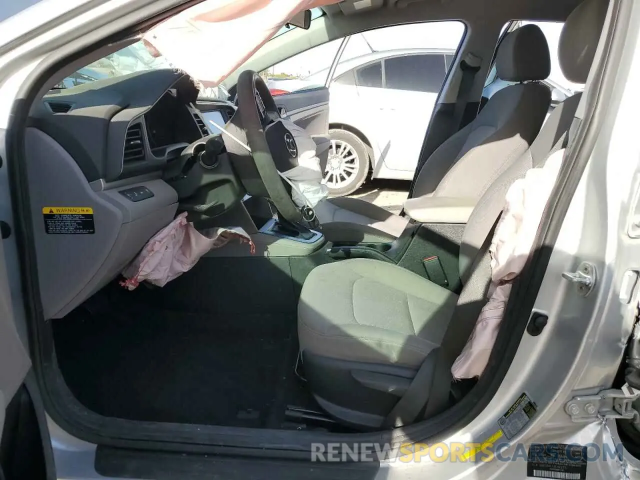7 Photograph of a damaged car 5NPD84LF2KH412315 HYUNDAI ELANTRA 2019