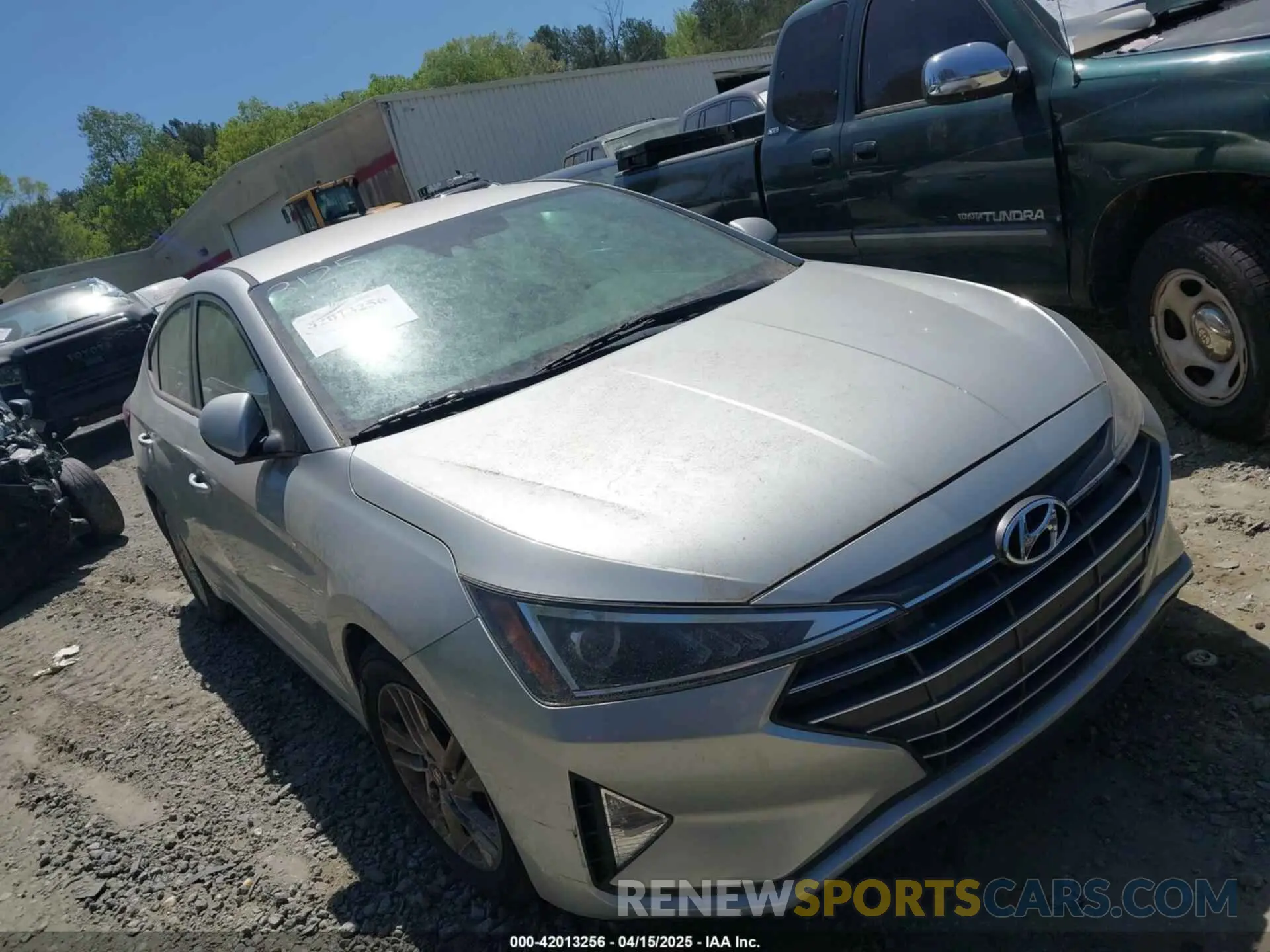 12 Photograph of a damaged car 5NPD84LF2KH413125 HYUNDAI ELANTRA 2019