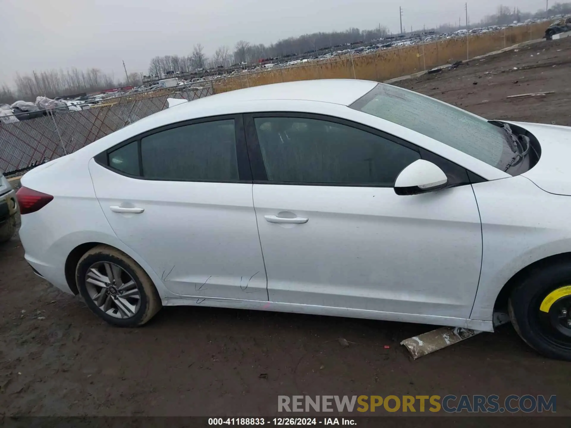 13 Photograph of a damaged car 5NPD84LF2KH414484 HYUNDAI ELANTRA 2019