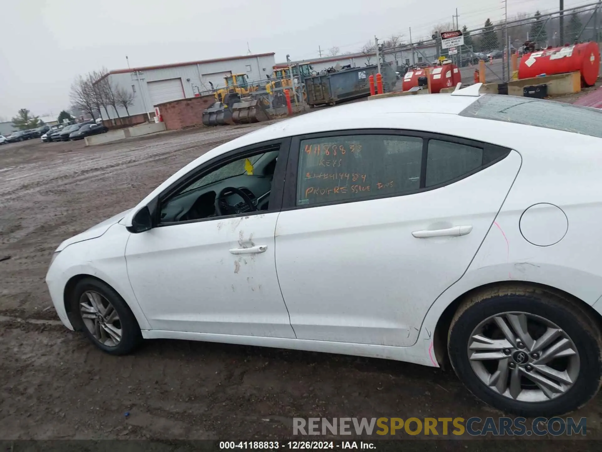 14 Photograph of a damaged car 5NPD84LF2KH414484 HYUNDAI ELANTRA 2019