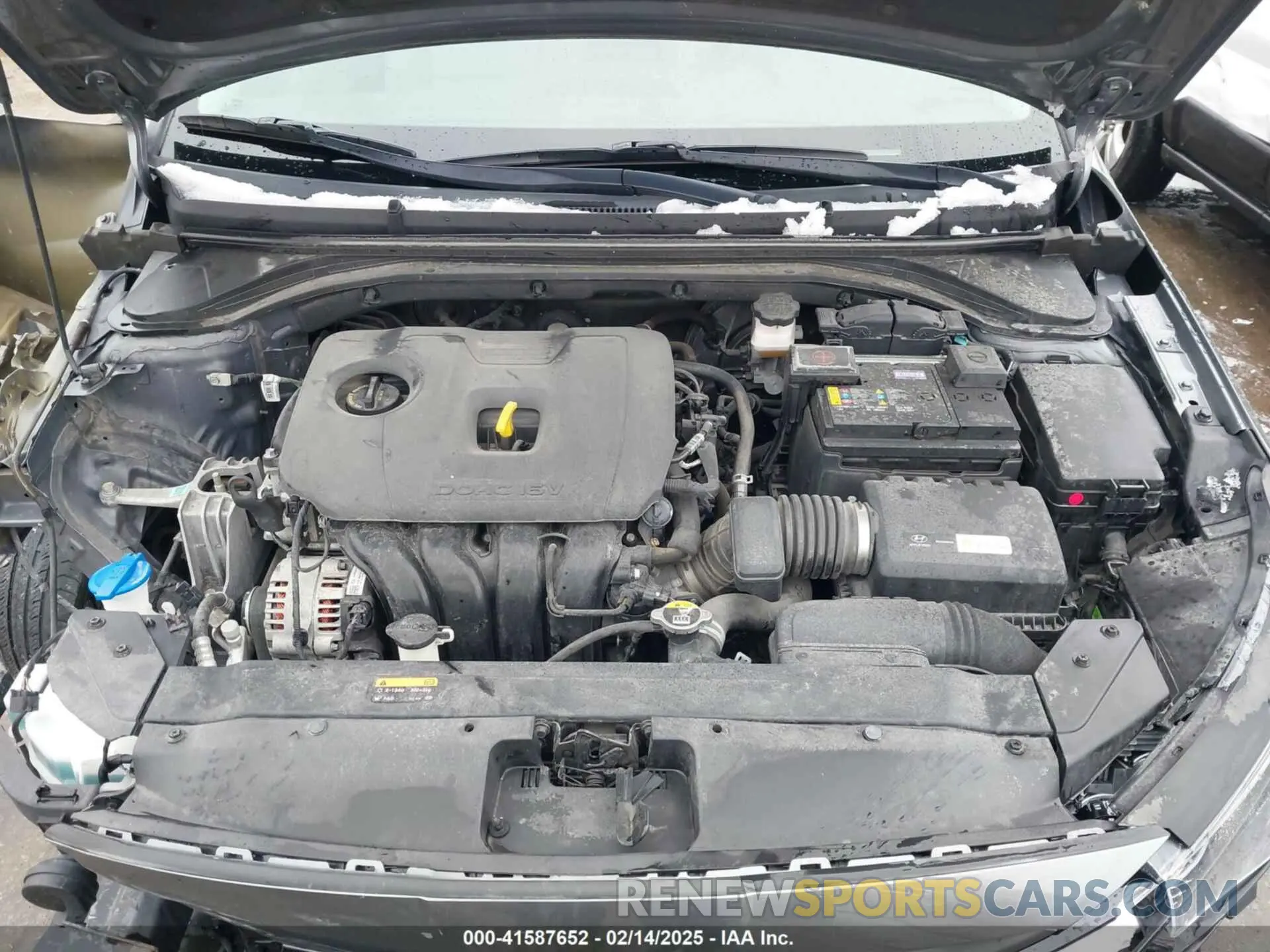 10 Photograph of a damaged car 5NPD84LF2KH414940 HYUNDAI ELANTRA 2019