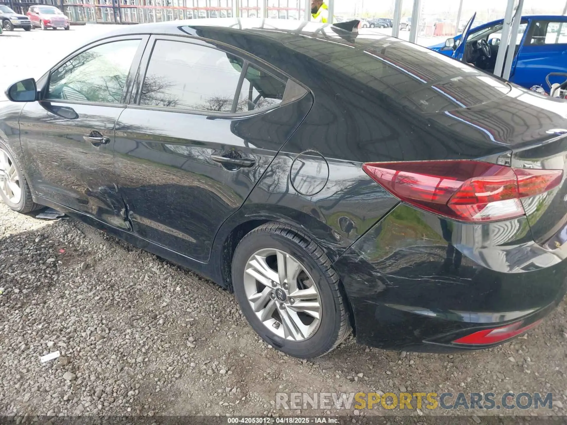 3 Photograph of a damaged car 5NPD84LF2KH416977 HYUNDAI ELANTRA 2019