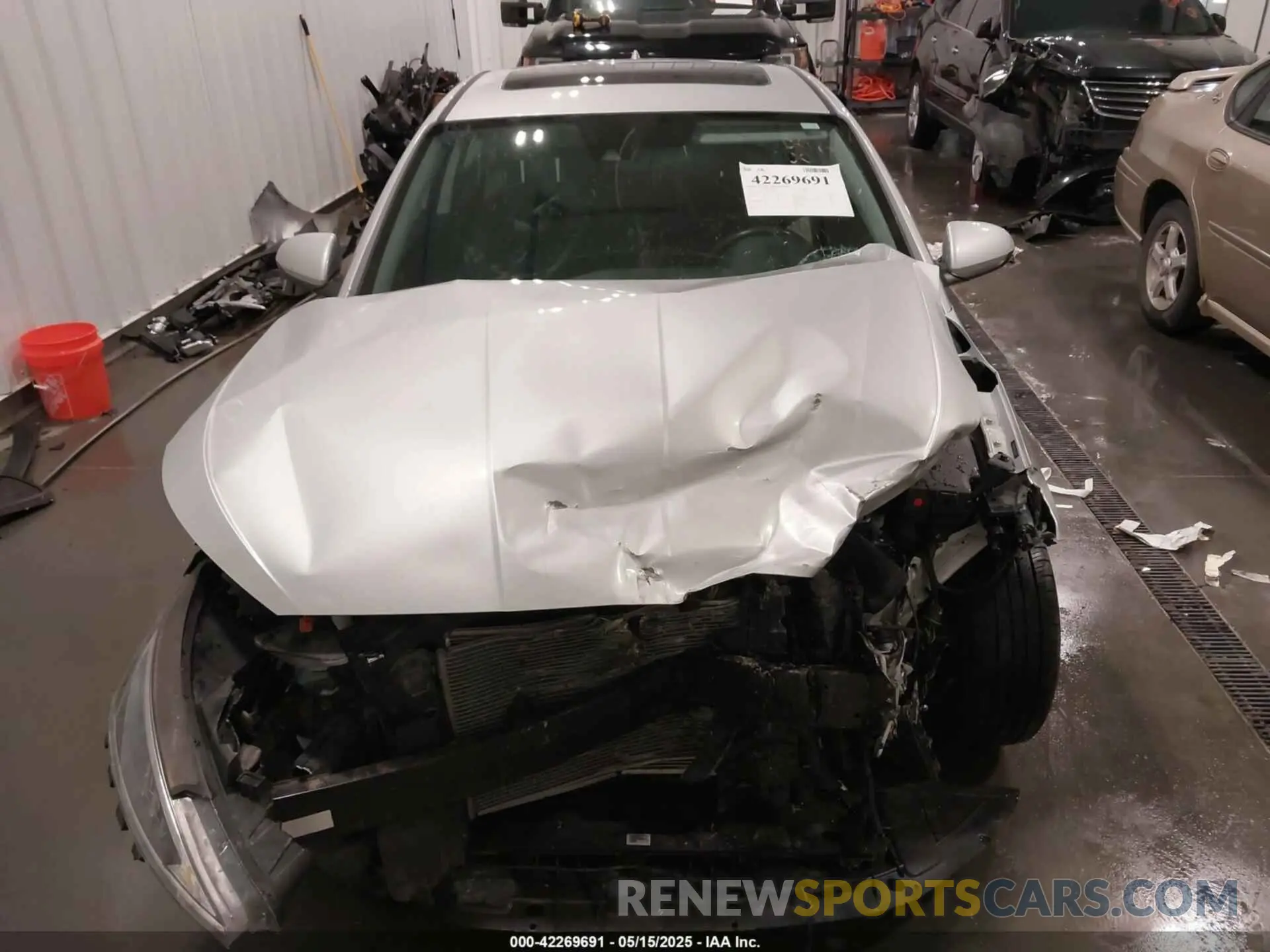 12 Photograph of a damaged car 5NPD84LF2KH421550 HYUNDAI ELANTRA 2019