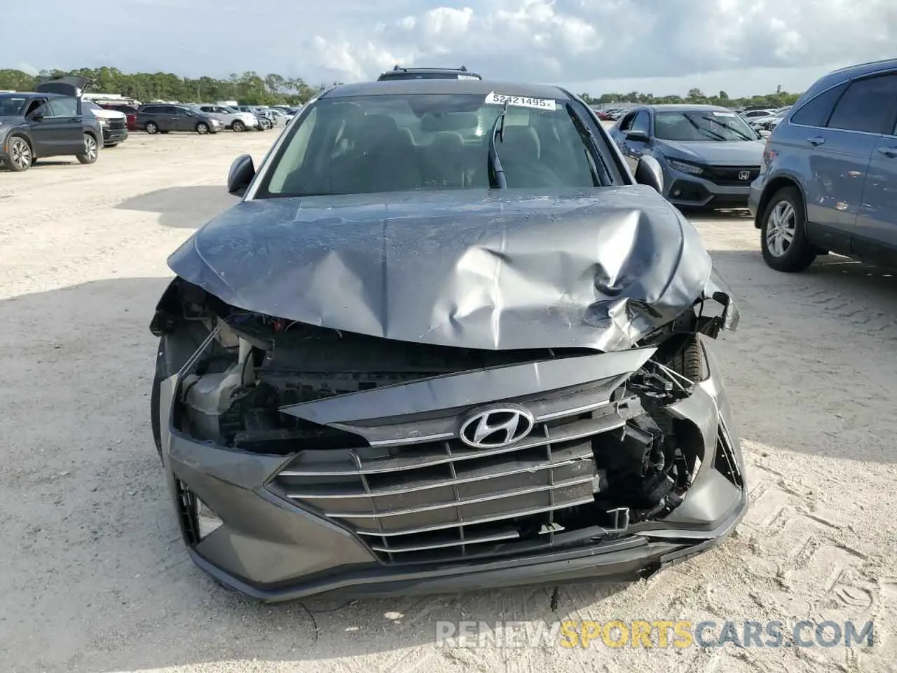 5 Photograph of a damaged car 5NPD84LF2KH422844 HYUNDAI ELANTRA 2019