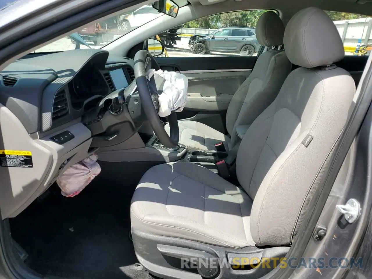 7 Photograph of a damaged car 5NPD84LF2KH422844 HYUNDAI ELANTRA 2019