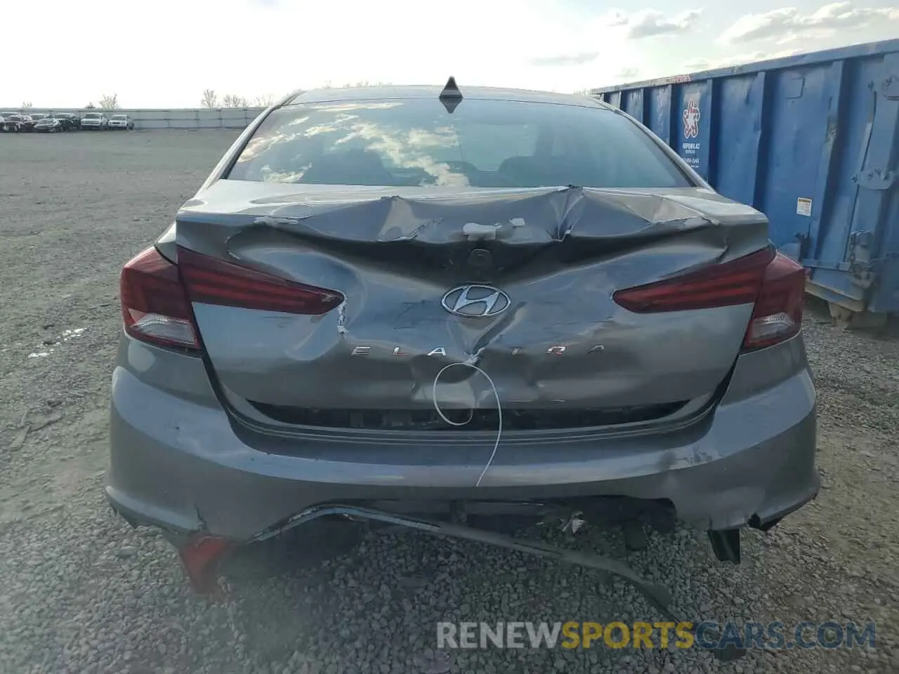 6 Photograph of a damaged car 5NPD84LF2KH432175 HYUNDAI ELANTRA 2019