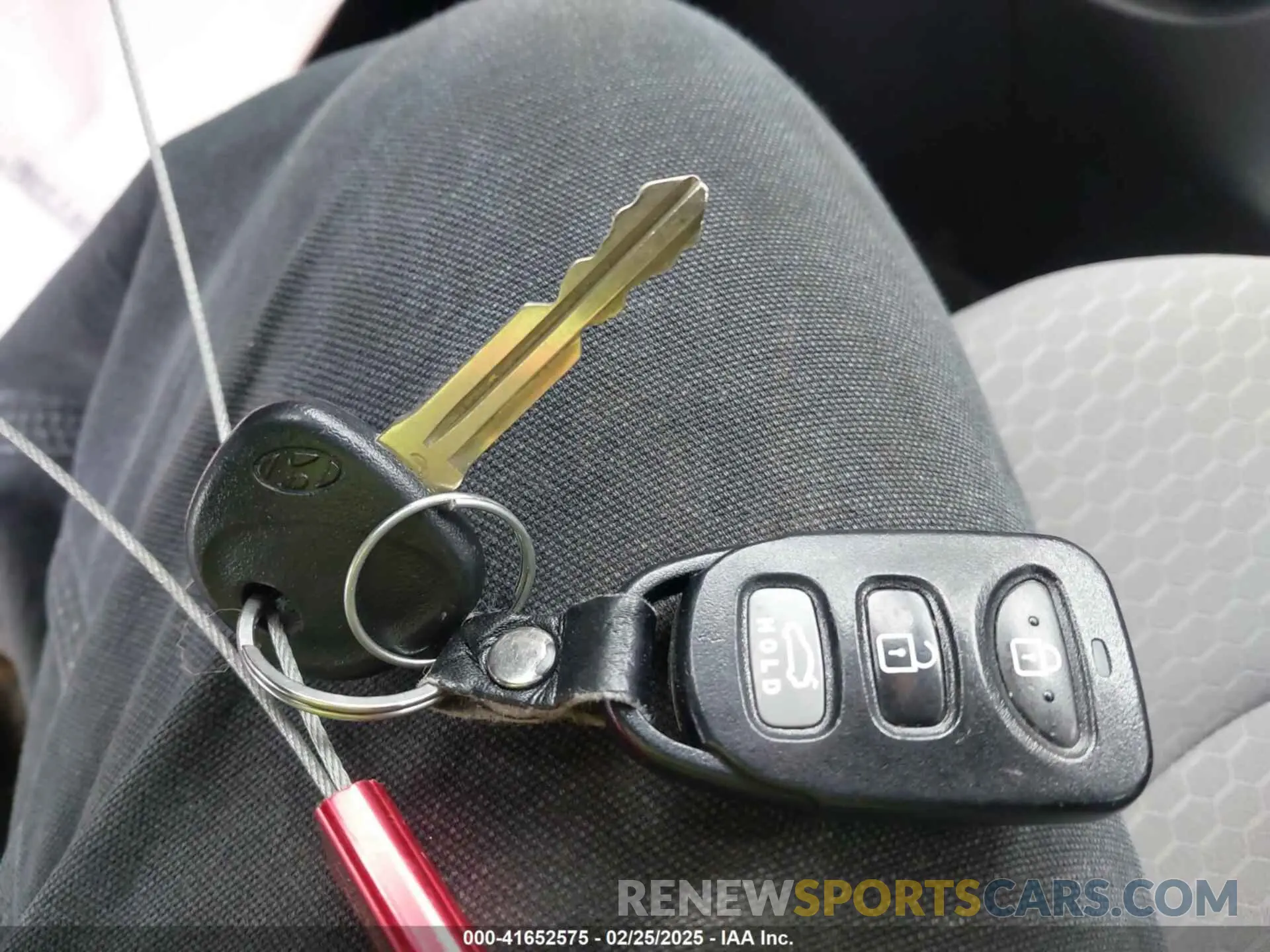 11 Photograph of a damaged car 5NPD84LF2KH438641 HYUNDAI ELANTRA 2019
