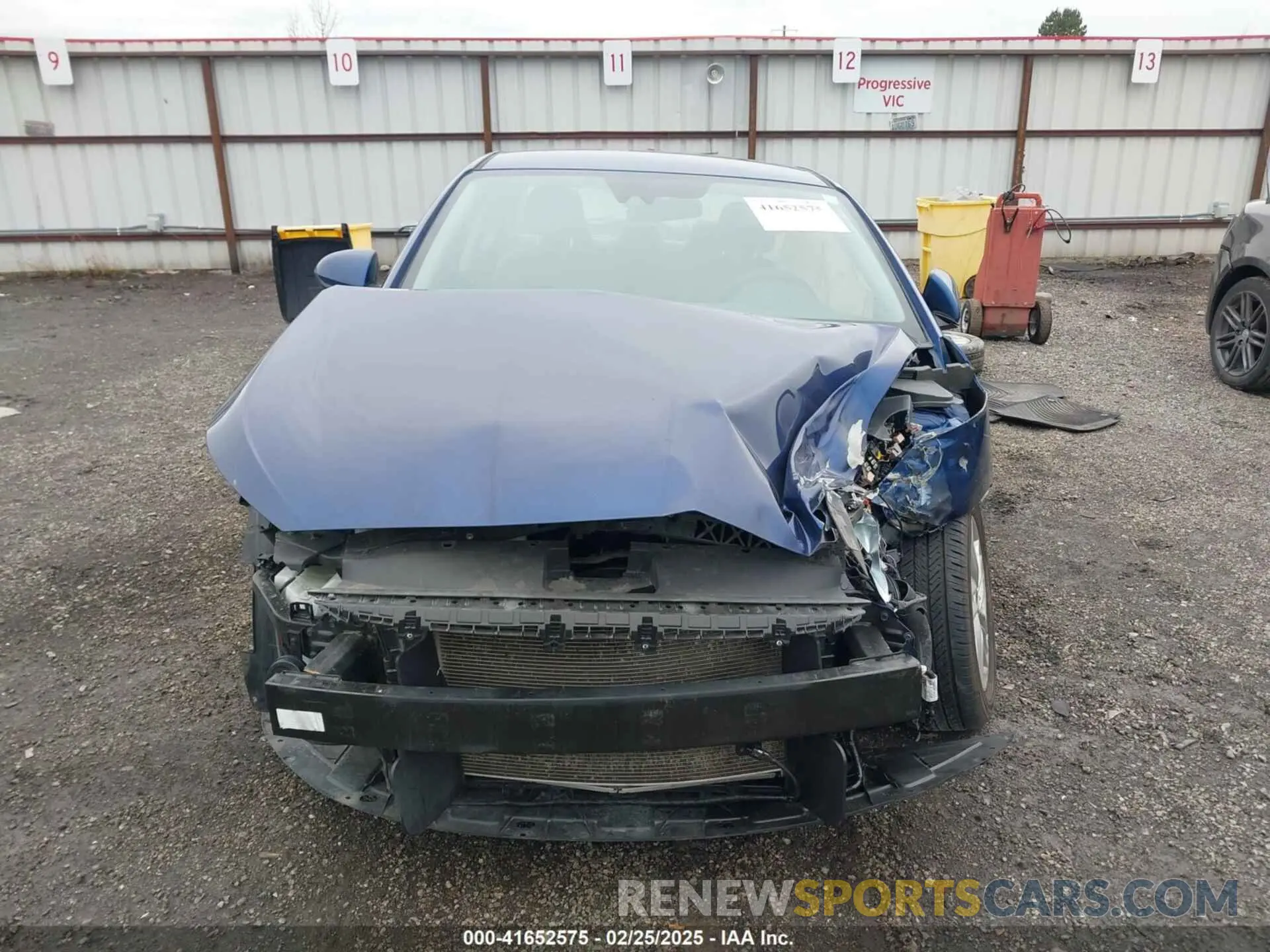 13 Photograph of a damaged car 5NPD84LF2KH438641 HYUNDAI ELANTRA 2019