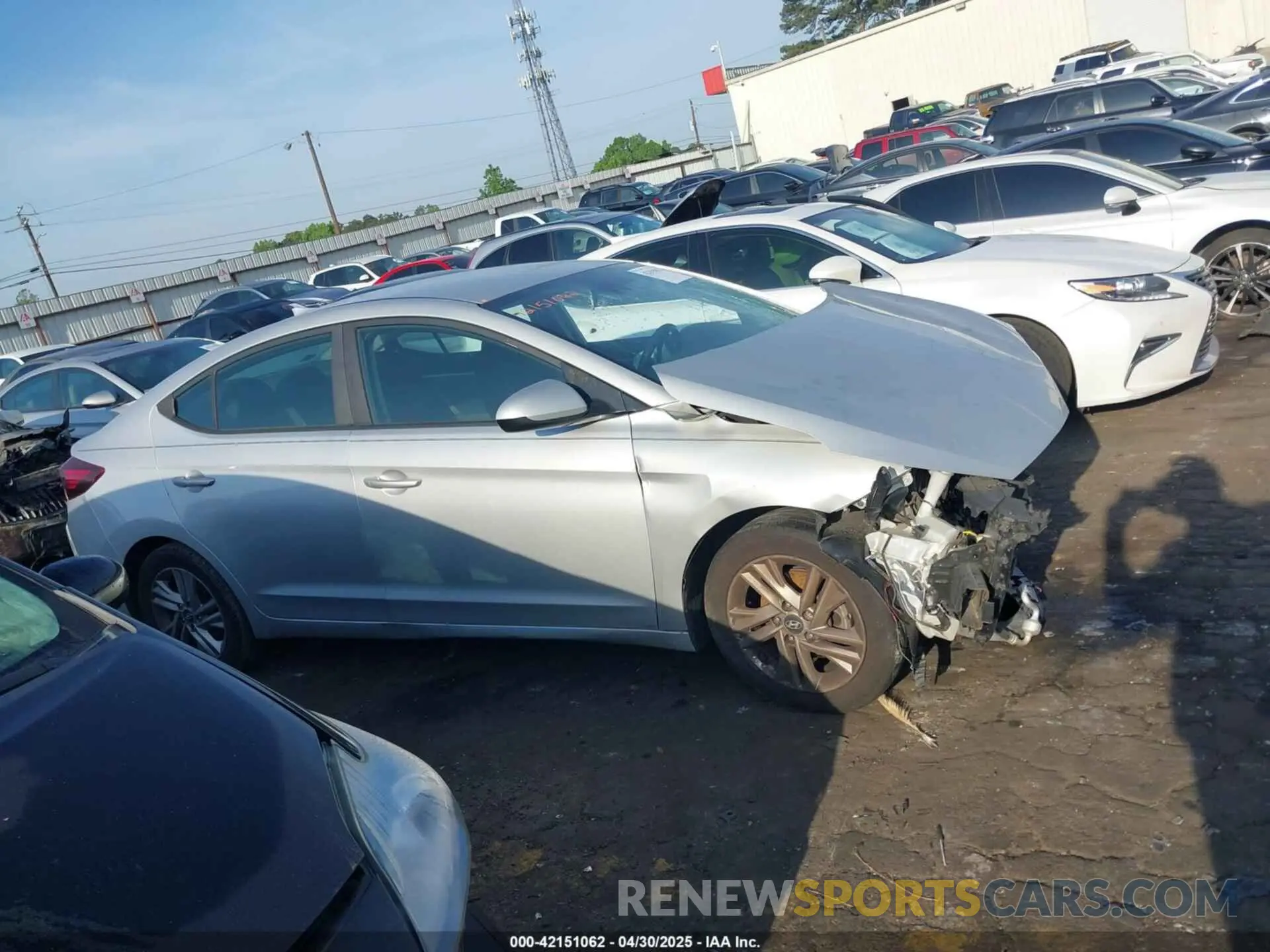12 Photograph of a damaged car 5NPD84LF2KH441569 HYUNDAI ELANTRA 2019
