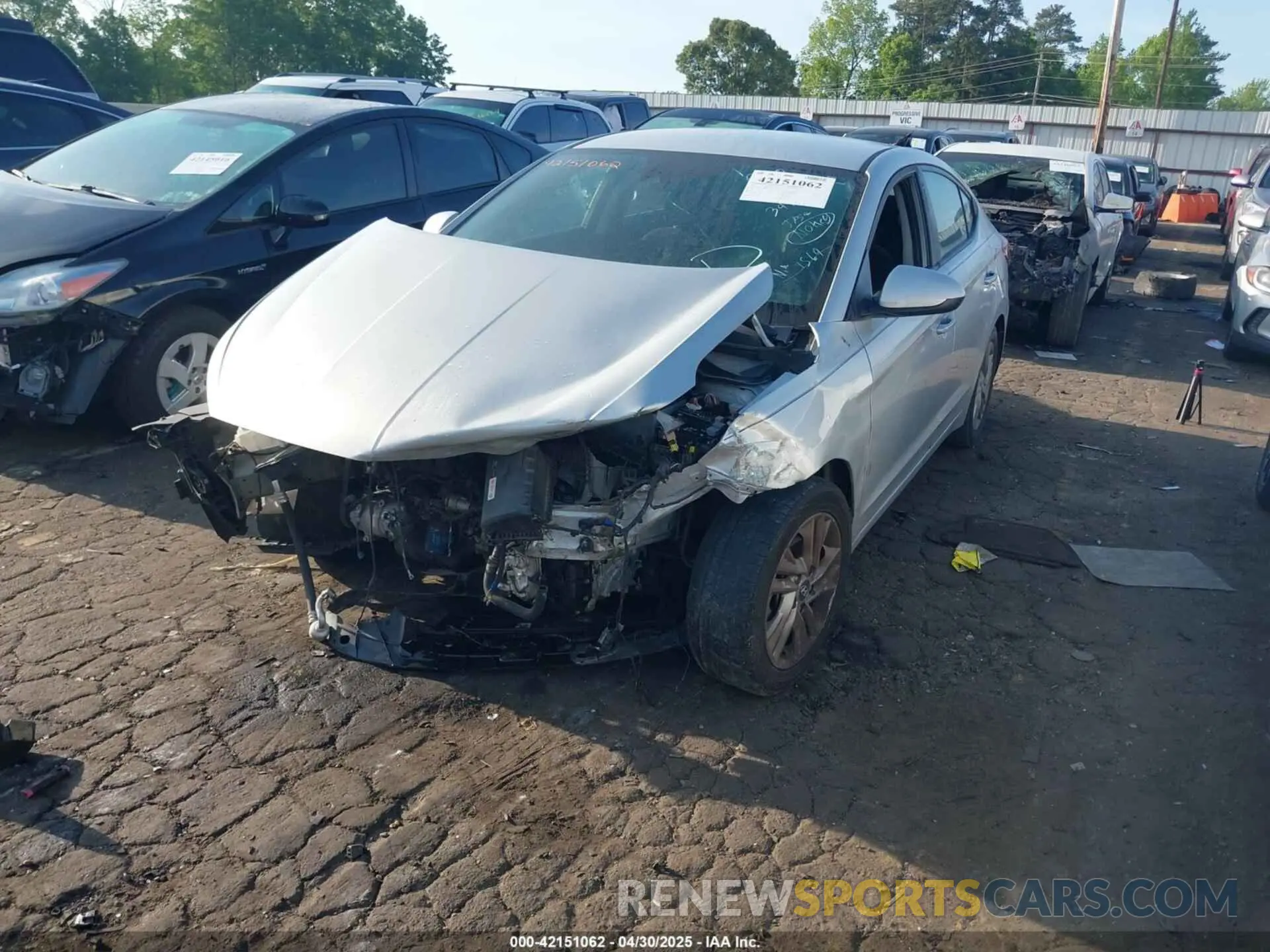 2 Photograph of a damaged car 5NPD84LF2KH441569 HYUNDAI ELANTRA 2019
