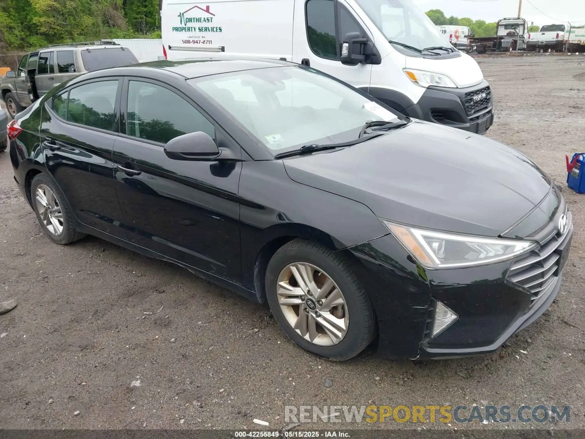 1 Photograph of a damaged car 5NPD84LF2KH443953 HYUNDAI ELANTRA 2019