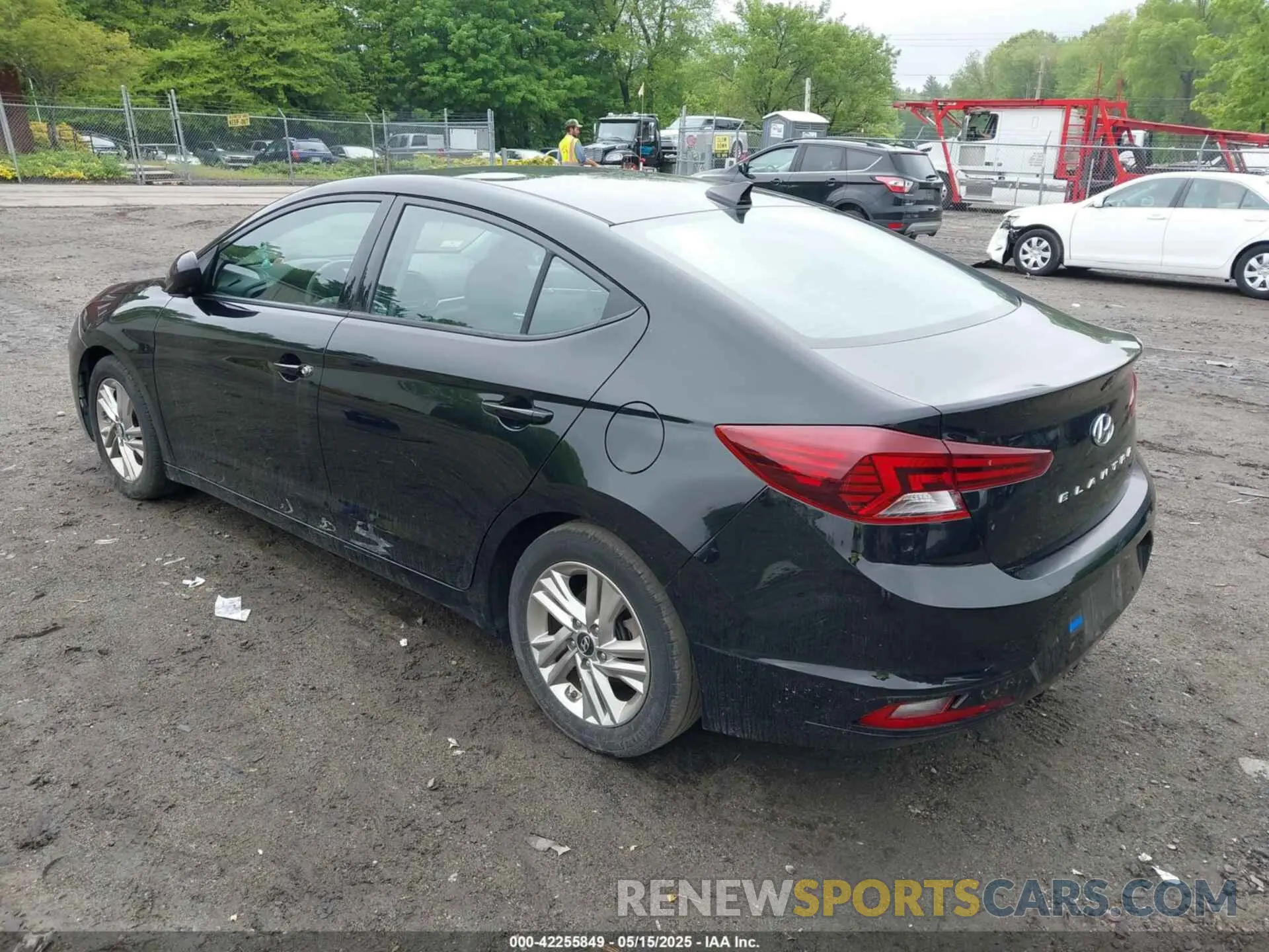 3 Photograph of a damaged car 5NPD84LF2KH443953 HYUNDAI ELANTRA 2019