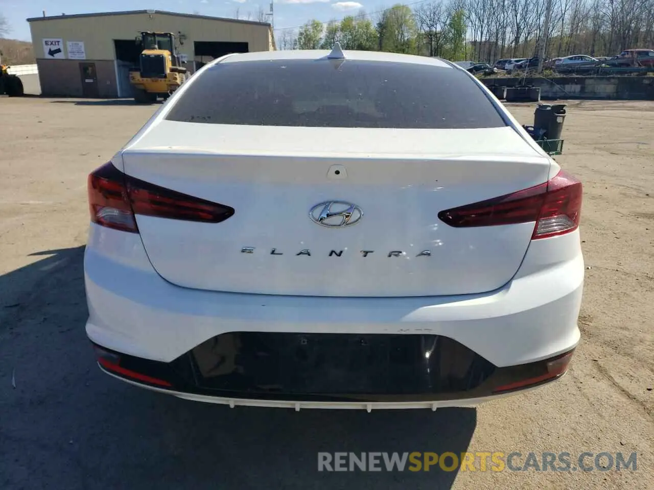 6 Photograph of a damaged car 5NPD84LF2KH455939 HYUNDAI ELANTRA 2019
