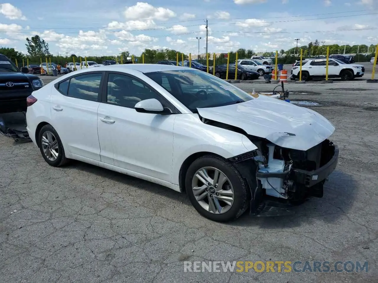 4 Photograph of a damaged car 5NPD84LF2KH457092 HYUNDAI ELANTRA 2019