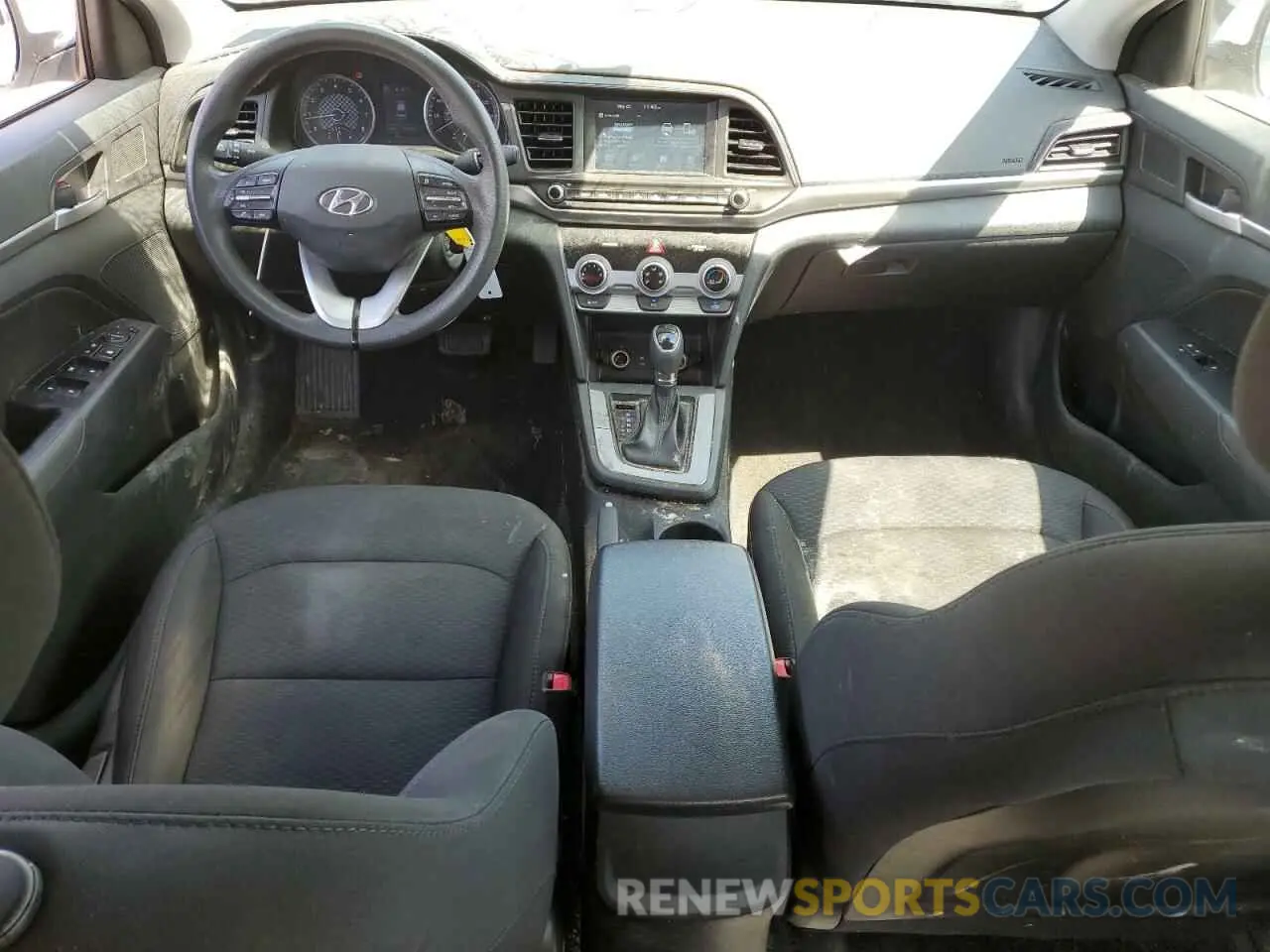 8 Photograph of a damaged car 5NPD84LF2KH457092 HYUNDAI ELANTRA 2019