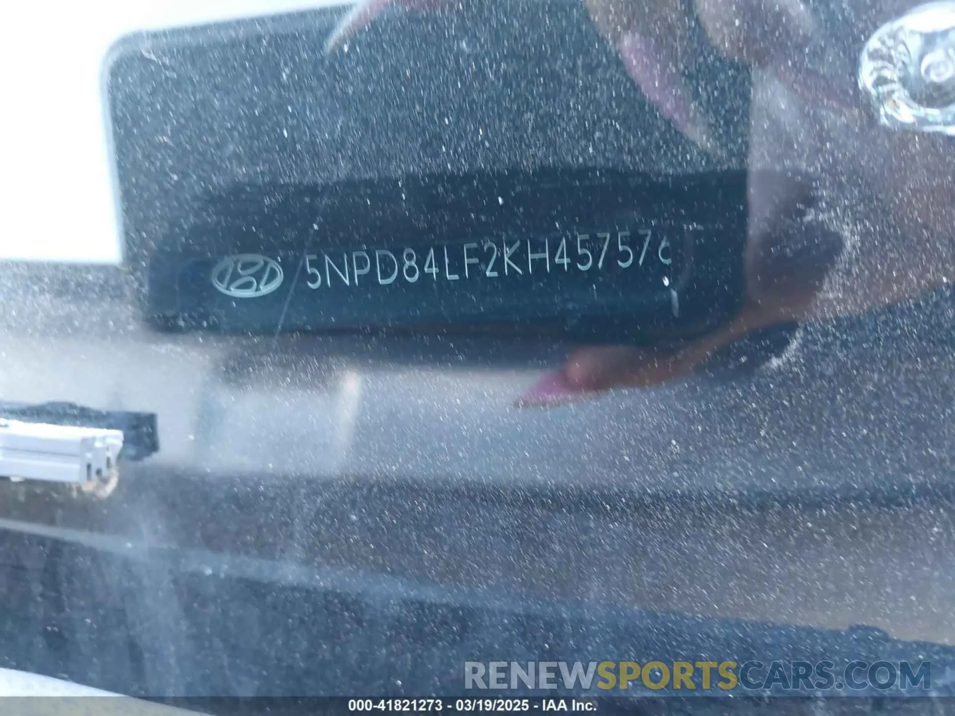 9 Photograph of a damaged car 5NPD84LF2KH457576 HYUNDAI ELANTRA 2019
