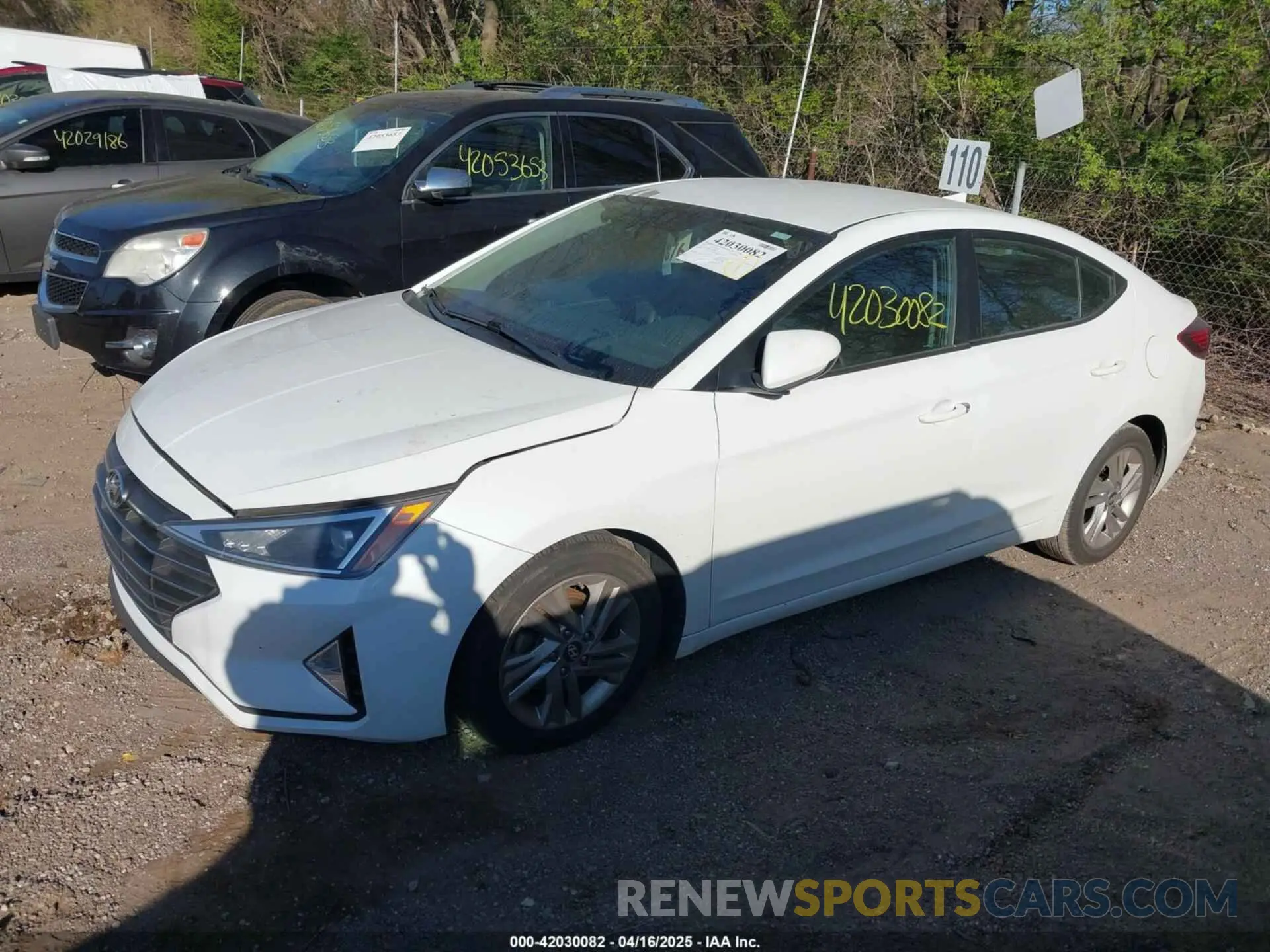 2 Photograph of a damaged car 5NPD84LF2KH459893 HYUNDAI ELANTRA 2019