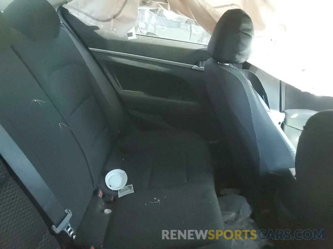 10 Photograph of a damaged car 5NPD84LF2KH462289 HYUNDAI ELANTRA 2019