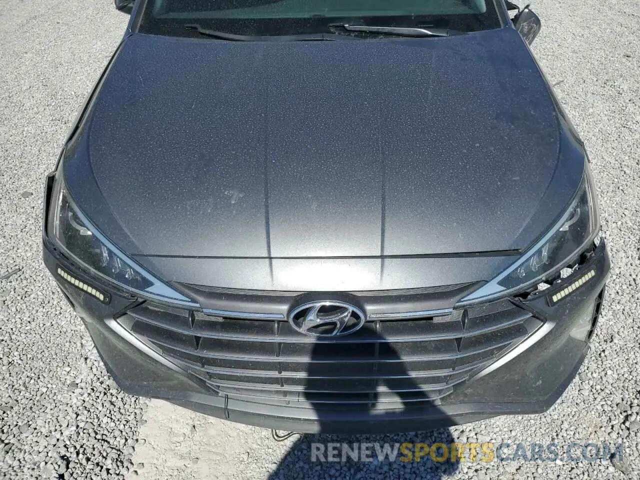 12 Photograph of a damaged car 5NPD84LF2KH462289 HYUNDAI ELANTRA 2019