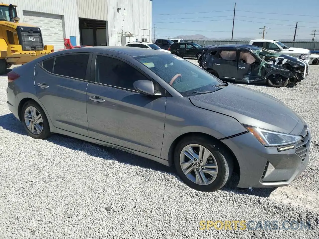 4 Photograph of a damaged car 5NPD84LF2KH462289 HYUNDAI ELANTRA 2019