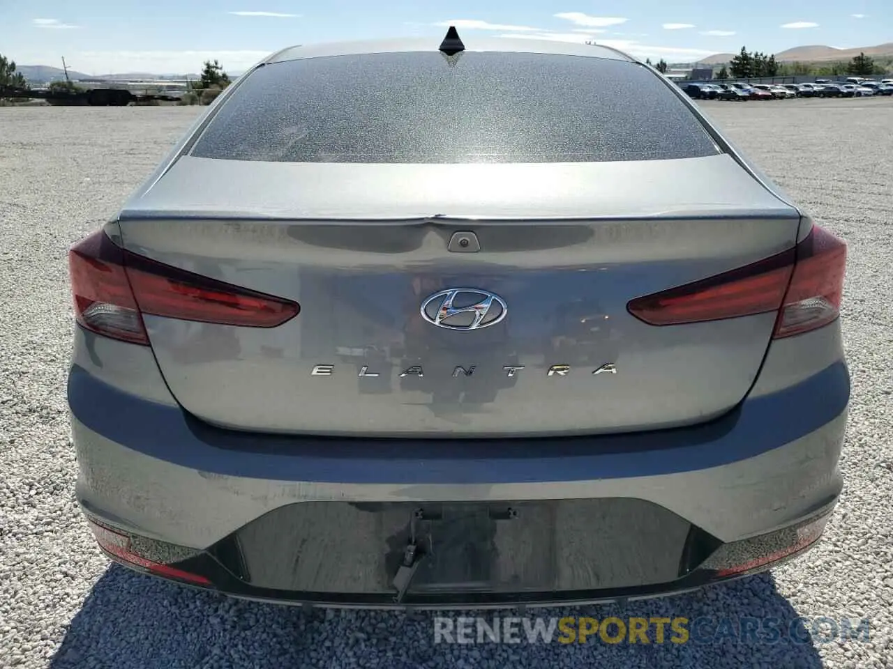 6 Photograph of a damaged car 5NPD84LF2KH462289 HYUNDAI ELANTRA 2019