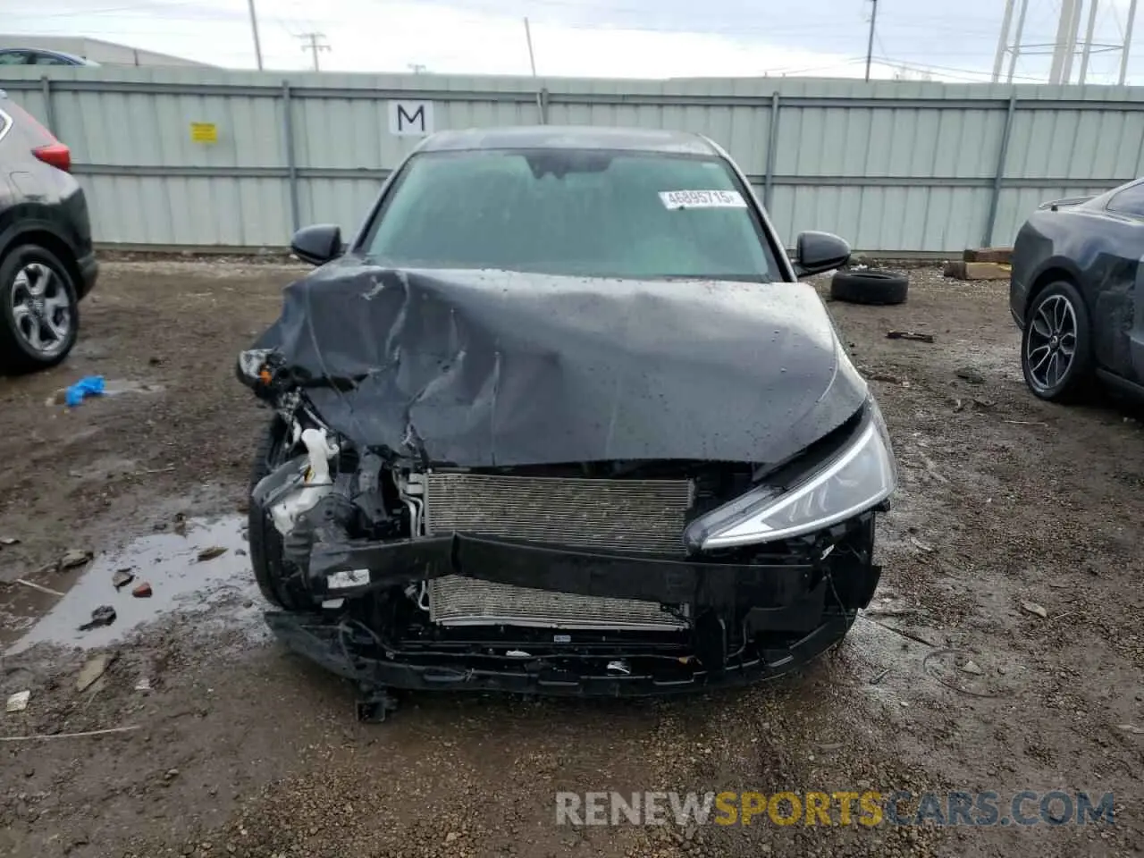 5 Photograph of a damaged car 5NPD84LF2KH469582 HYUNDAI ELANTRA 2019