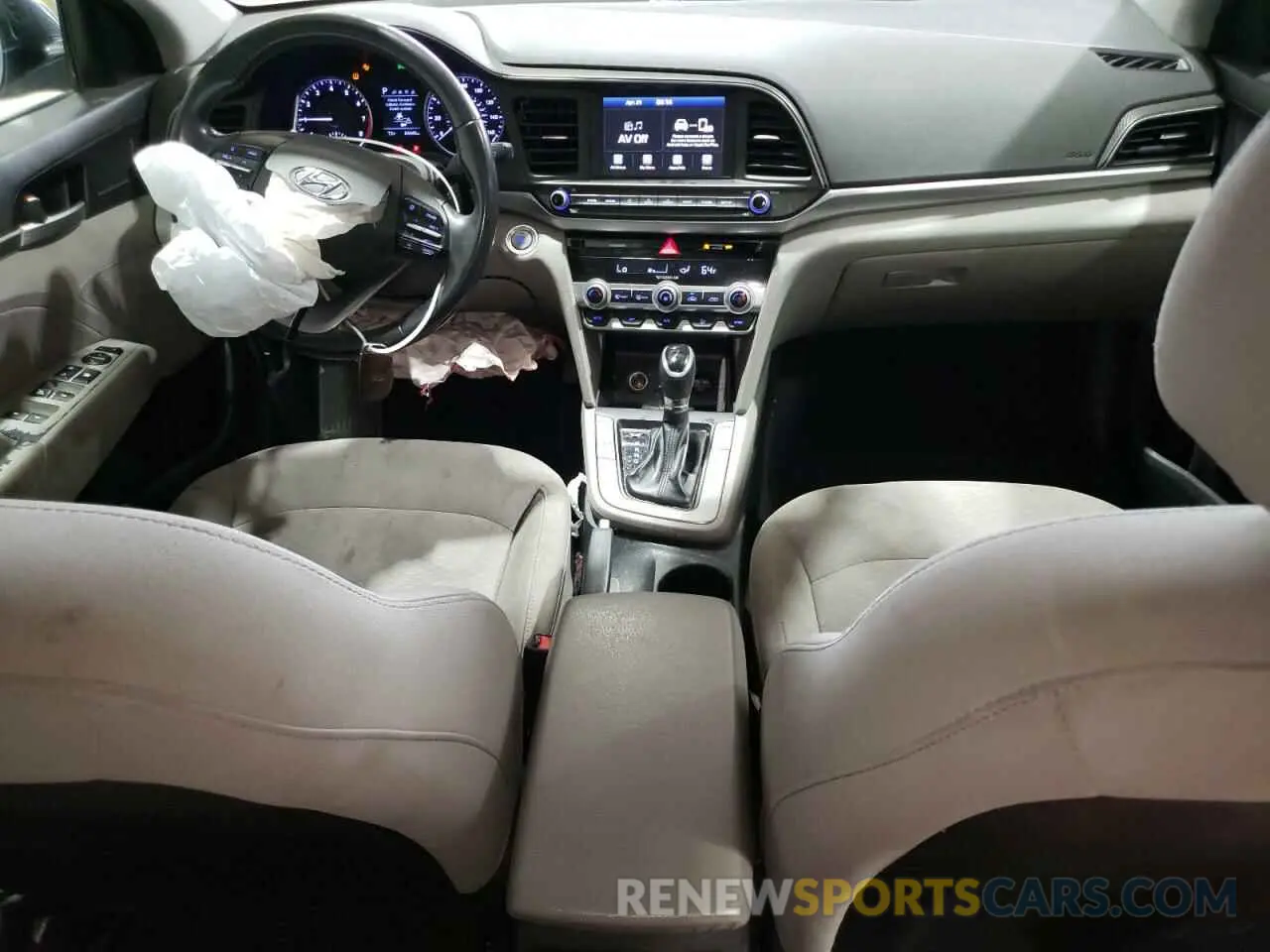 8 Photograph of a damaged car 5NPD84LF2KH471476 HYUNDAI ELANTRA 2019
