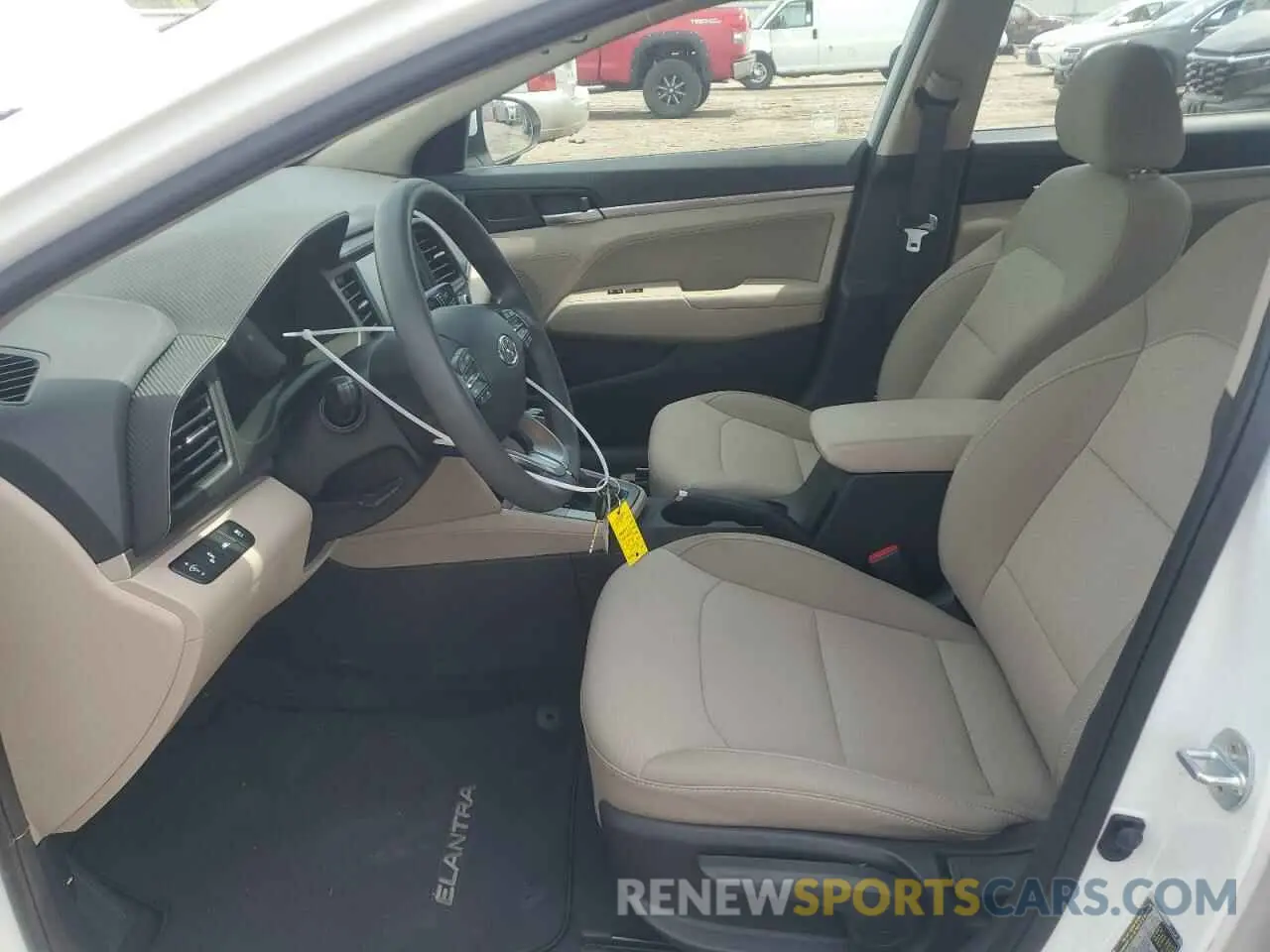 7 Photograph of a damaged car 5NPD84LF2KH475513 HYUNDAI ELANTRA 2019
