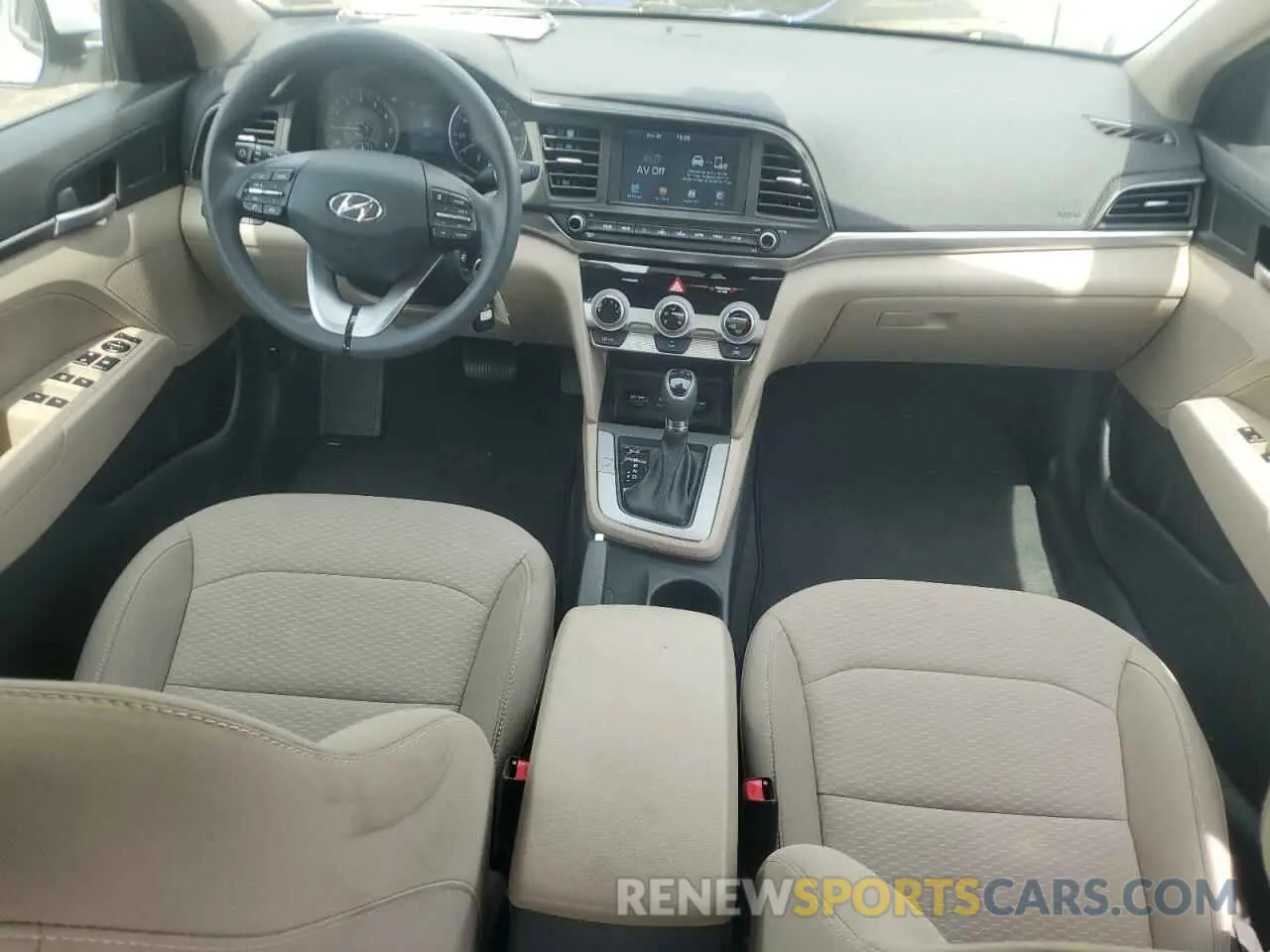 8 Photograph of a damaged car 5NPD84LF2KH475513 HYUNDAI ELANTRA 2019
