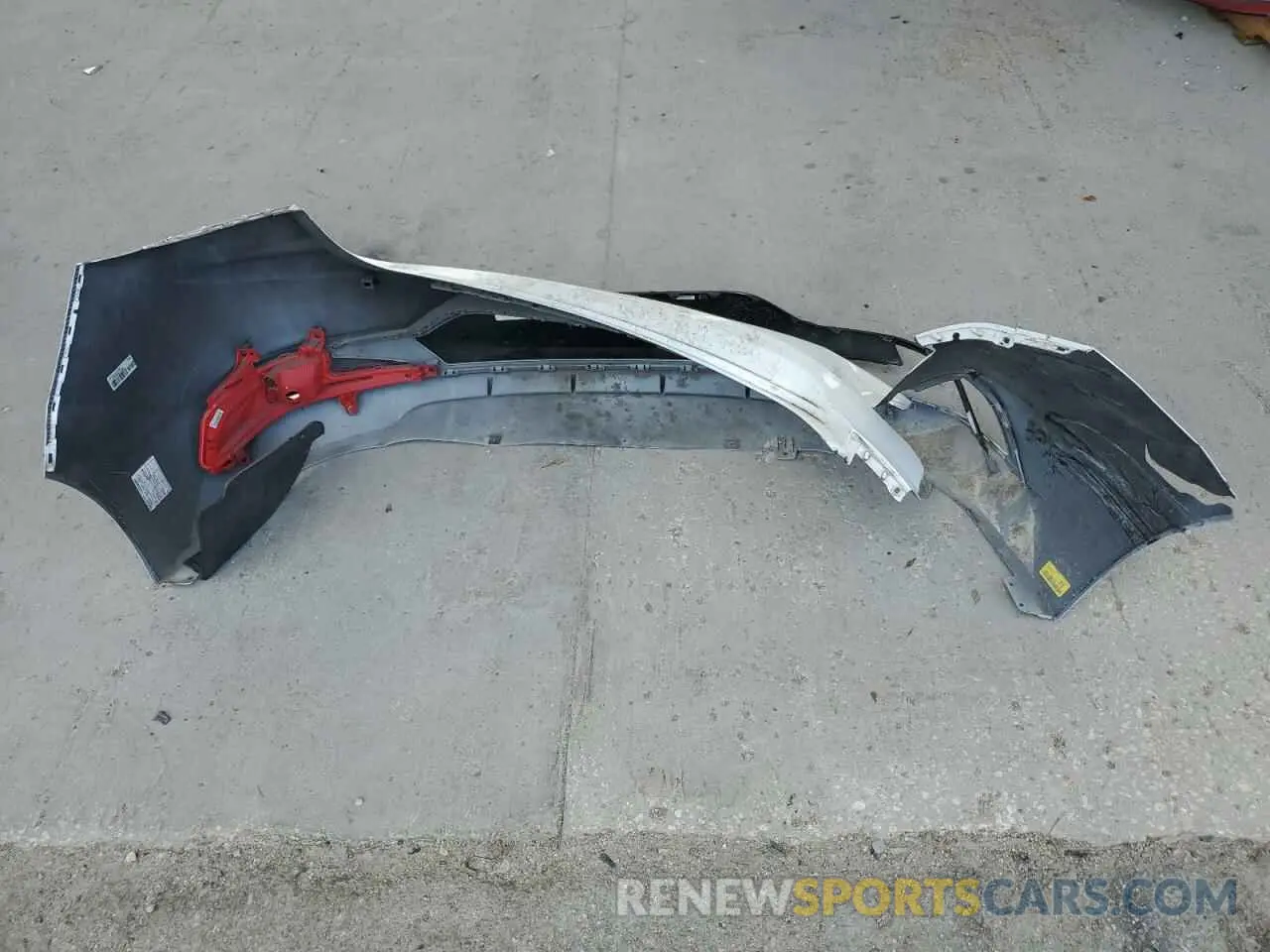 12 Photograph of a damaged car 5NPD84LF2KH483711 HYUNDAI ELANTRA 2019