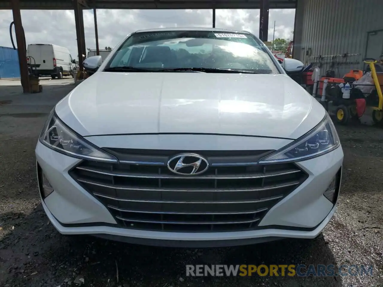 5 Photograph of a damaged car 5NPD84LF2KH483711 HYUNDAI ELANTRA 2019