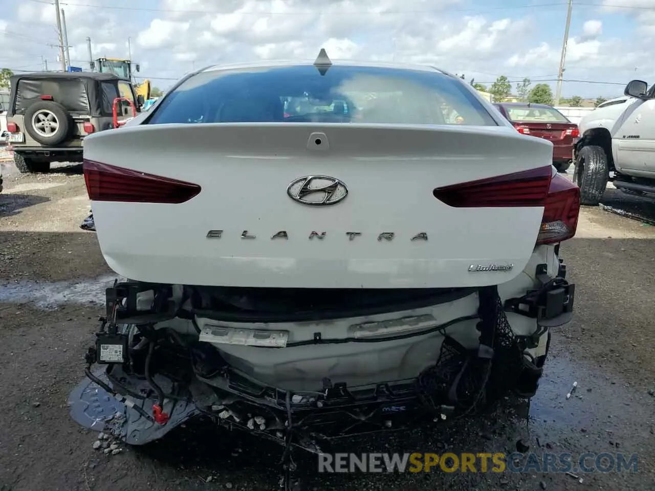6 Photograph of a damaged car 5NPD84LF2KH483711 HYUNDAI ELANTRA 2019