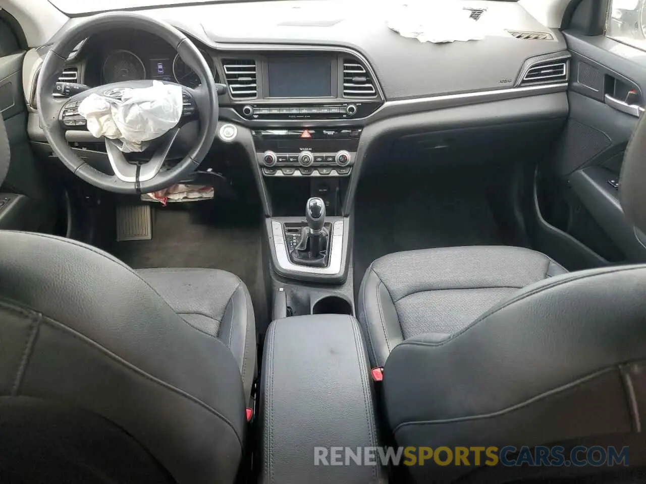 8 Photograph of a damaged car 5NPD84LF2KH483711 HYUNDAI ELANTRA 2019