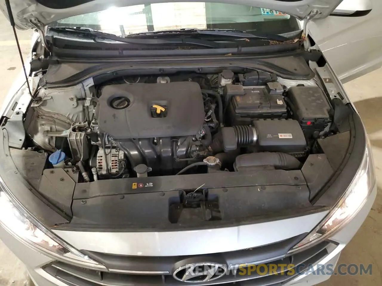 11 Photograph of a damaged car 5NPD84LF2KH493753 HYUNDAI ELANTRA 2019