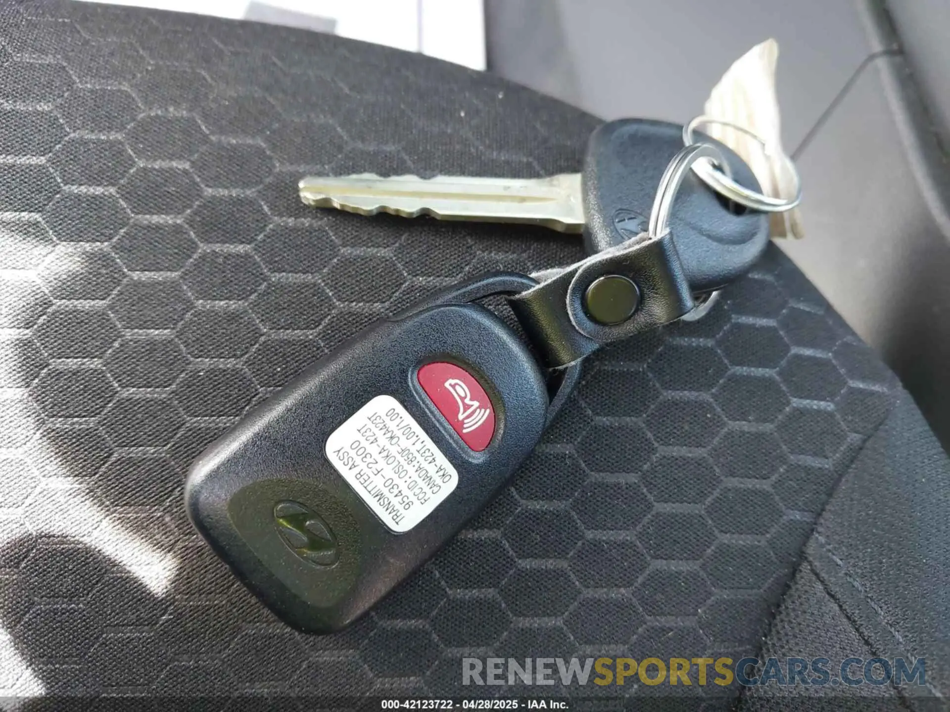 11 Photograph of a damaged car 5NPD84LF3KH405177 HYUNDAI ELANTRA 2019