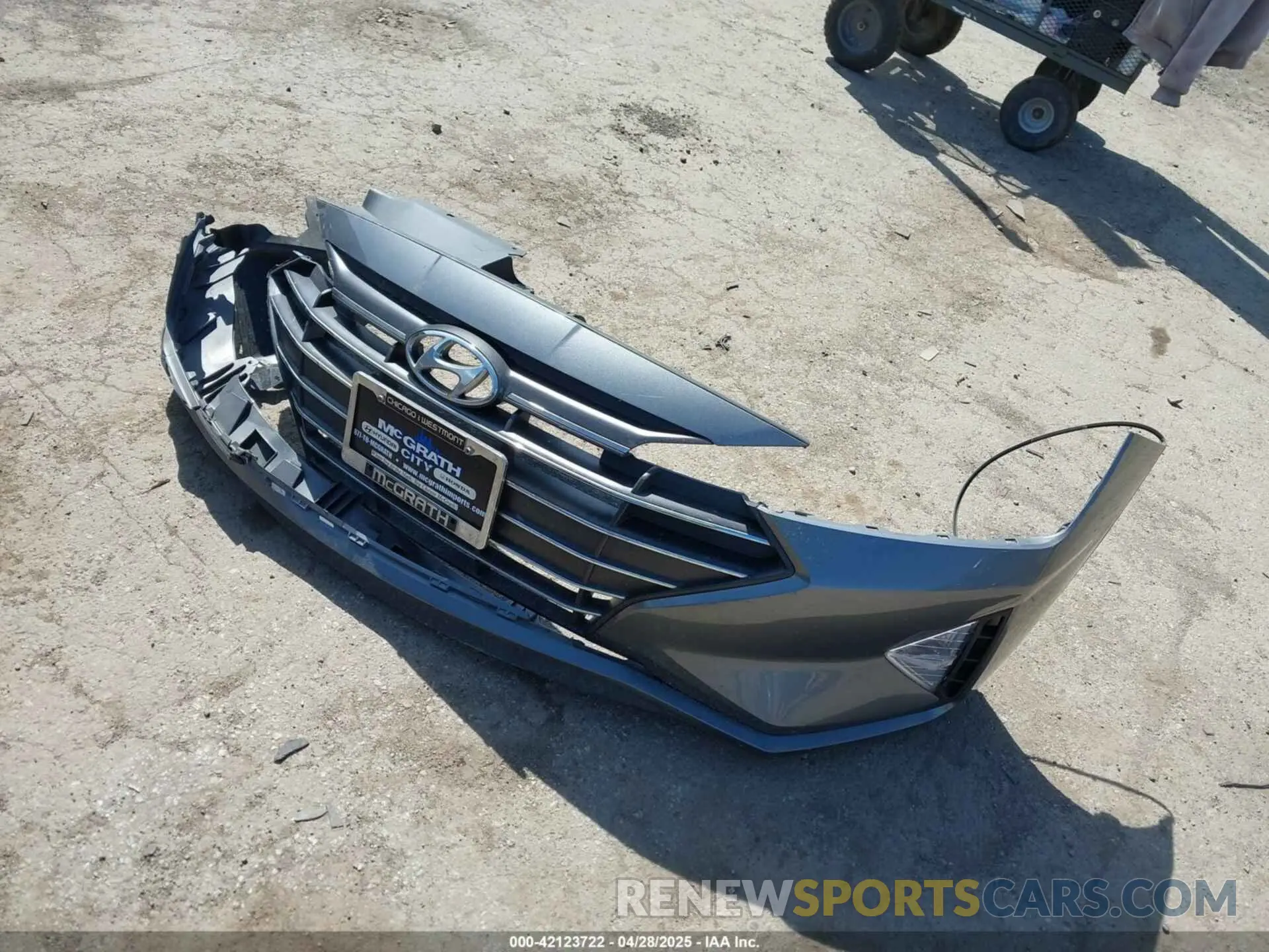 12 Photograph of a damaged car 5NPD84LF3KH405177 HYUNDAI ELANTRA 2019