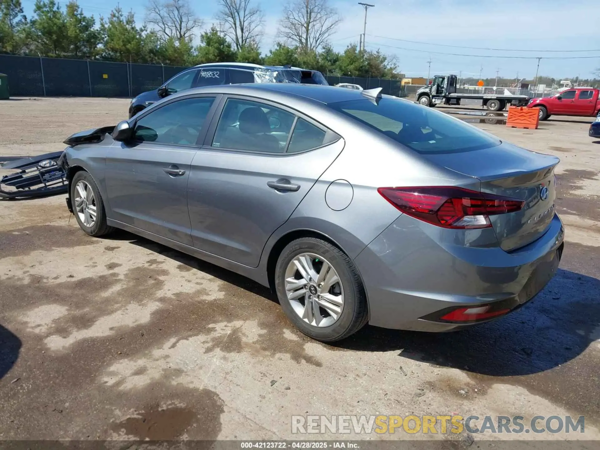 3 Photograph of a damaged car 5NPD84LF3KH405177 HYUNDAI ELANTRA 2019