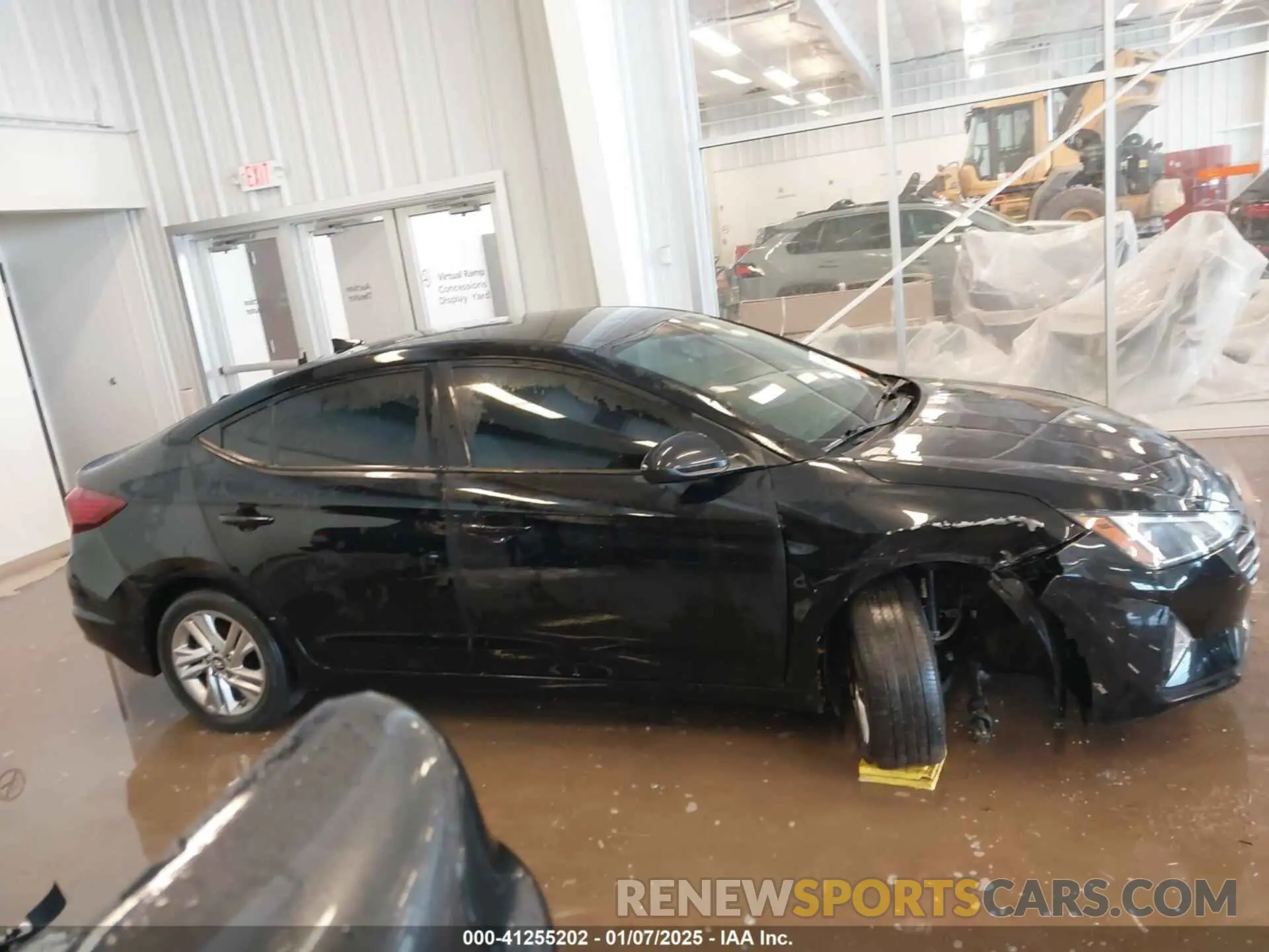 13 Photograph of a damaged car 5NPD84LF3KH405714 HYUNDAI ELANTRA 2019