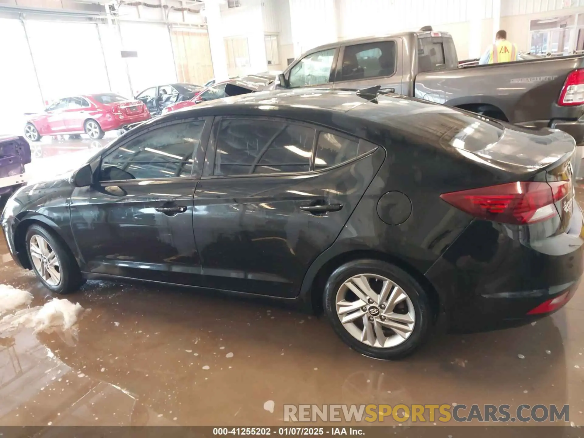 14 Photograph of a damaged car 5NPD84LF3KH405714 HYUNDAI ELANTRA 2019