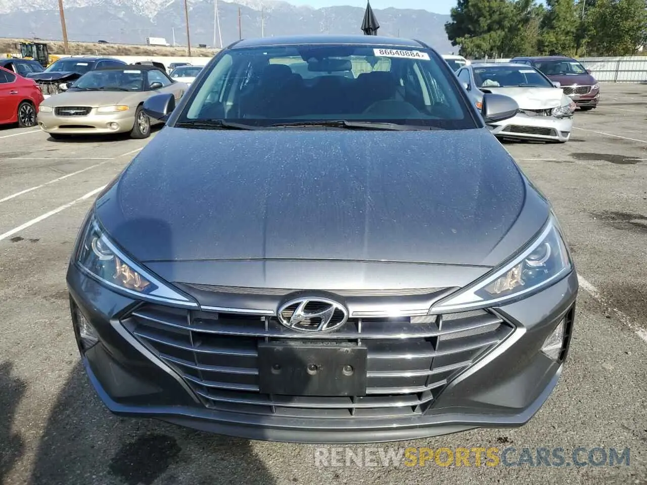 5 Photograph of a damaged car 5NPD84LF3KH414719 HYUNDAI ELANTRA 2019