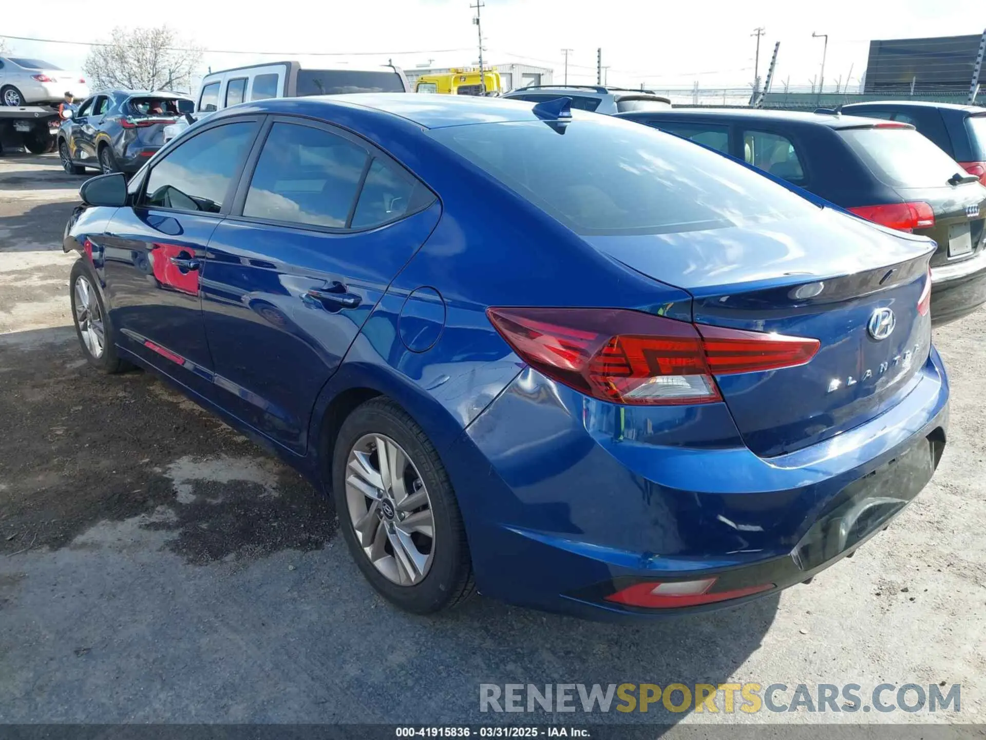 3 Photograph of a damaged car 5NPD84LF3KH419838 HYUNDAI ELANTRA 2019