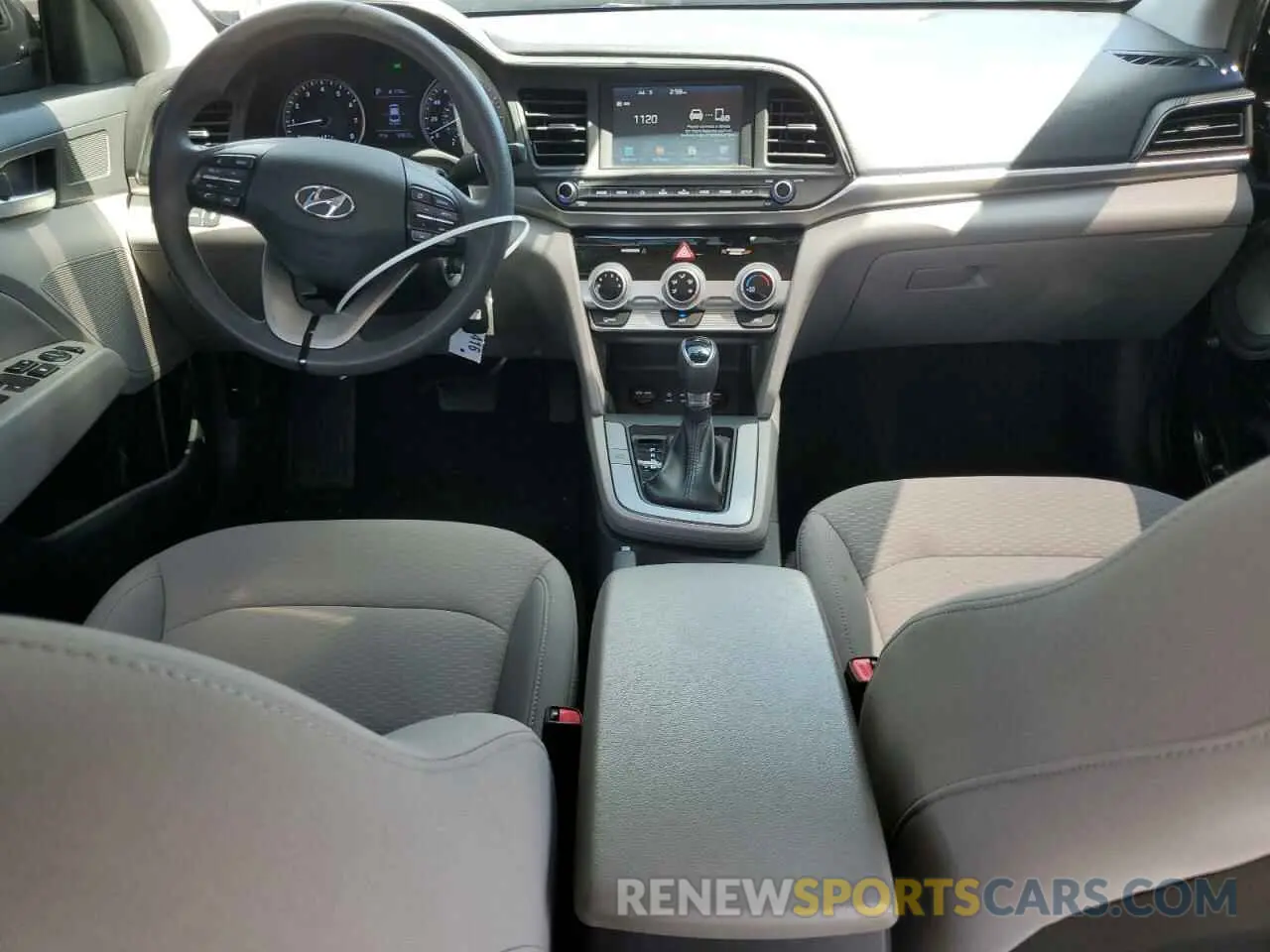 8 Photograph of a damaged car 5NPD84LF3KH426983 HYUNDAI ELANTRA 2019