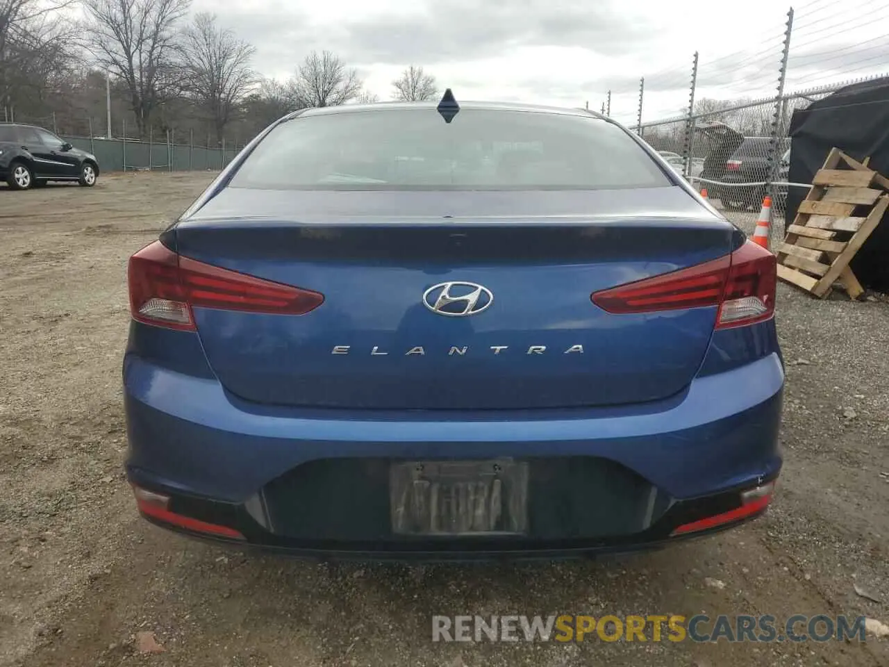 6 Photograph of a damaged car 5NPD84LF3KH443380 HYUNDAI ELANTRA 2019