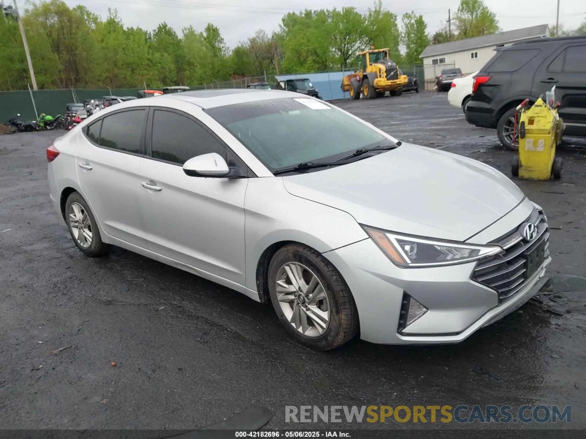 1 Photograph of a damaged car 5NPD84LF3KH450555 HYUNDAI ELANTRA 2019