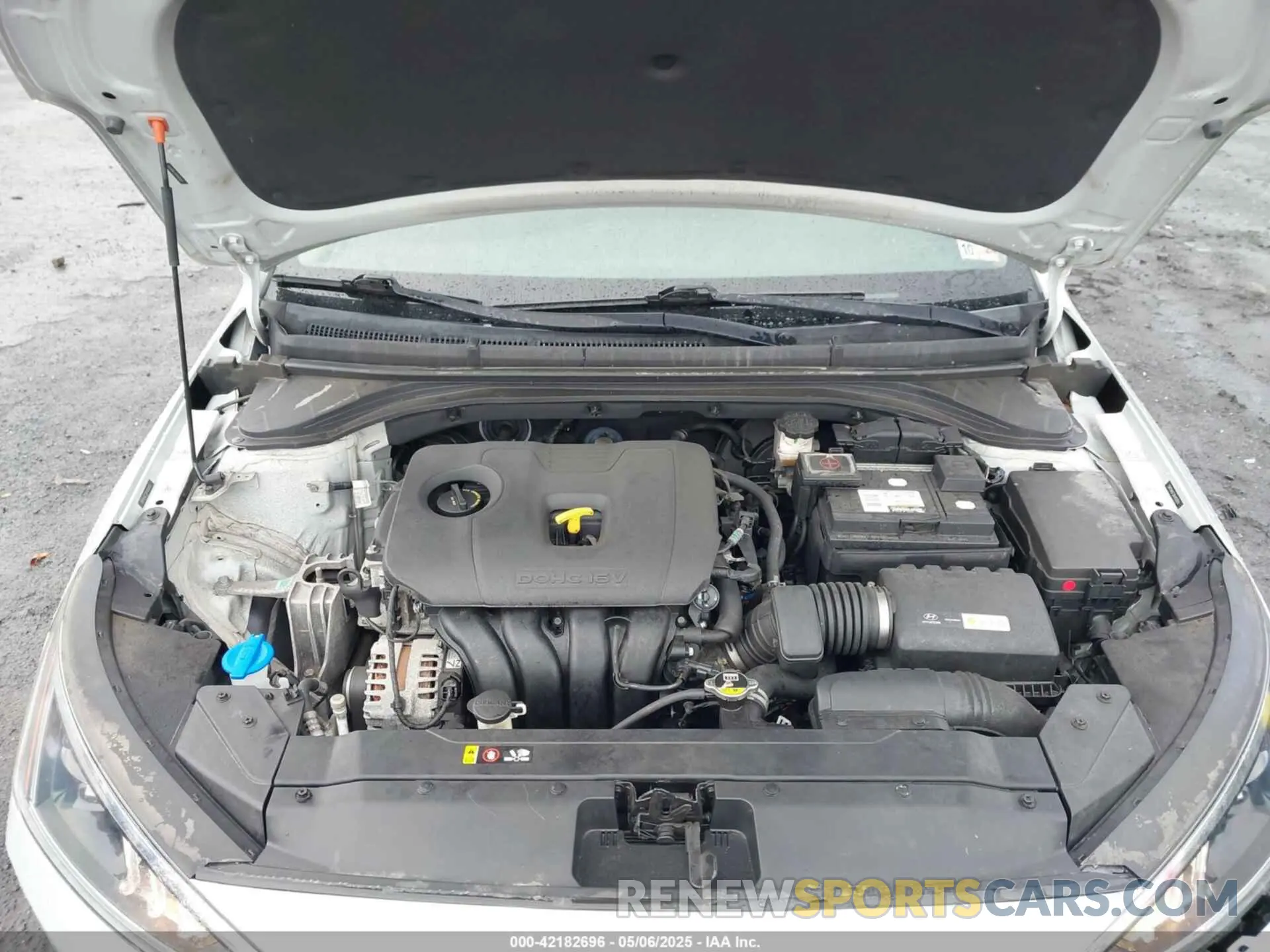 10 Photograph of a damaged car 5NPD84LF3KH450555 HYUNDAI ELANTRA 2019