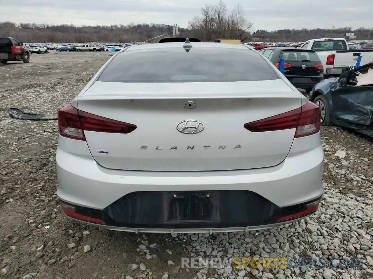 6 Photograph of a damaged car 5NPD84LF3KH461510 HYUNDAI ELANTRA 2019