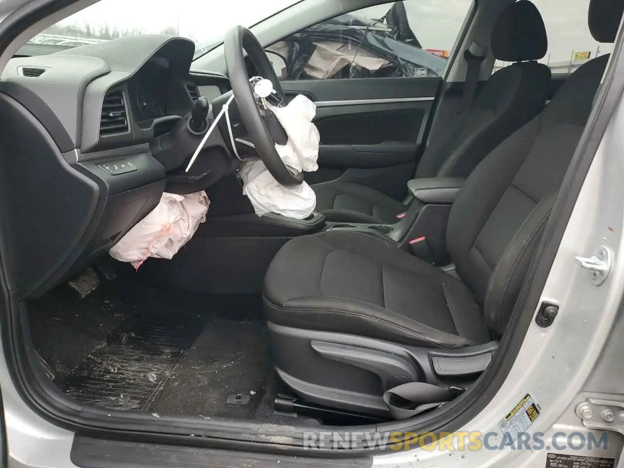 7 Photograph of a damaged car 5NPD84LF3KH461510 HYUNDAI ELANTRA 2019