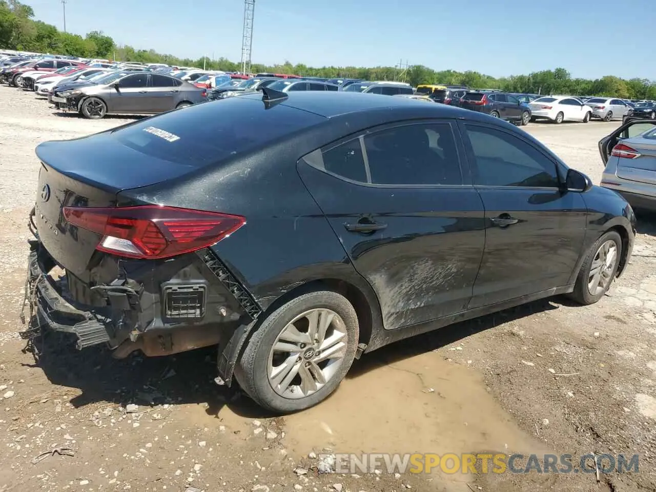 3 Photograph of a damaged car 5NPD84LF3KH461779 HYUNDAI ELANTRA 2019
